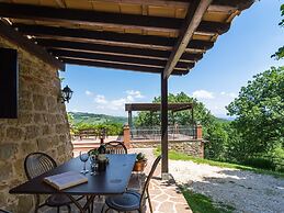 Farmhouse in Hilly Area in Gubbio With Pool