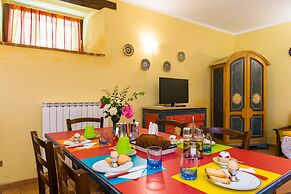 Farmhouse in Hilly Area in Gubbio With Pool