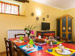 Farmhouse in Hilly Area in Gubbio With Pool