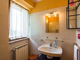 Farmhouse in Hilly Area in Gubbio With Pool