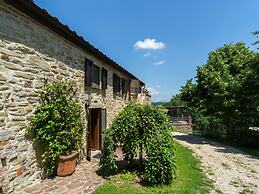 Farmhouse in Hilly Area in Gubbio With Pool