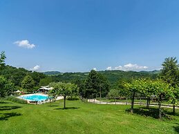 Farmhouse in Hilly Area in Gubbio With Pool