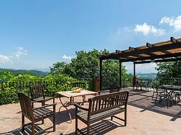Farmhouse in Hilly Area in Gubbio With Pool
