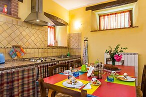 Farmhouse in Hilly Area in Gubbio With Pool