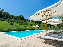 Farmhouse in Hilly Area in Gubbio With Pool