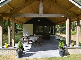 Completely Detached Bungalow in a Nature-filled Park by a Large fen