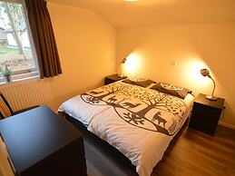 Completely Detached Bungalow in a Nature-filled Park by a Large fen