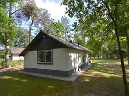 Completely Detached Bungalow in a Nature-filled Park by a Large fen