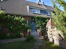 Peaceful Apartment in Ostseebad Boltenhagen With Terrace