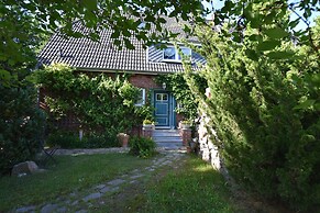 Peaceful Apartment in Ostseebad Boltenhagen With Terrace