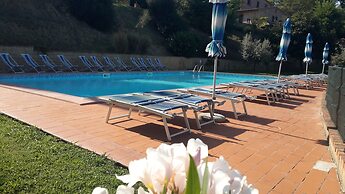 Lavish Holiday Home in Volterra With Pool