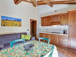 Lavish Holiday Home in Volterra With Pool