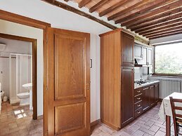 Lavish Holiday Home in Volterra With Pool