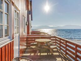 6 Person Holiday Home in Brekstad