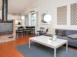 6 Person Holiday Home on a Holiday Park in Gilleleje
