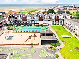 6 Person Holiday Home on a Holiday Park in Glesborg