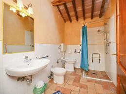 Modern Holiday Home in Monte Santa Maria Tiberina