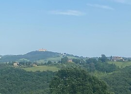 Modern Holiday Home in Monte Santa Maria Tiberina