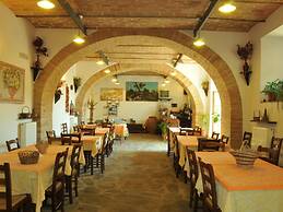 Modern Holiday Home in Monte Santa Maria Tiberina