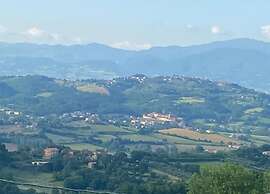 Modern Holiday Home in Monte Santa Maria Tiberina