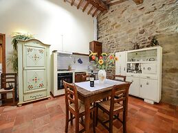 Modern Holiday Home in Monte Santa Maria Tiberina