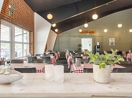 8 Person Holiday Home on a Holiday Park in Blavand