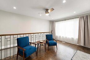 Spacious Apartment in Chicago