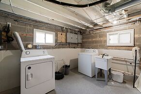 Spacious Apartment in Chicago