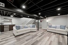 Spacious Apartment in Chicago