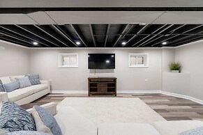 Spacious Apartment in Chicago