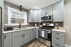 Spacious Apartment in Chicago