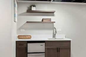 Spacious Apartment in Chicago