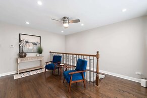Spacious Apartment in Chicago