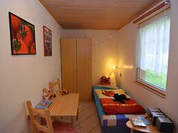 Cosy Apartment With Covered Porch