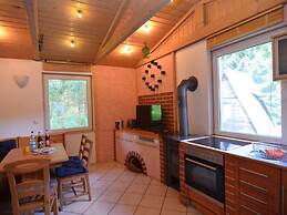 Cosy Apartment With Covered Porch