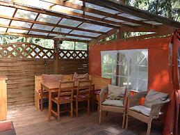 Cosy Apartment With Covered Porch