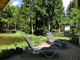 Cosy Apartment With Covered Porch