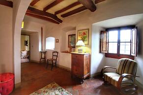 Apartment in a Farmhouse With Swimming Pool