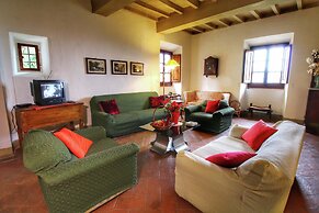 Apartment in a Farmhouse With Swimming Pool