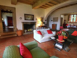 Apartment in a Farmhouse With Swimming Pool