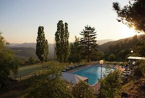 Apartment in a Farmhouse With Swimming Pool