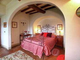 Apartment in a Farmhouse With Swimming Pool