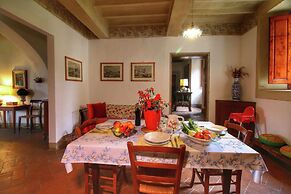 Apartment in a Farmhouse With Swimming Pool