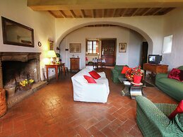 Apartment in a Farmhouse With Swimming Pool