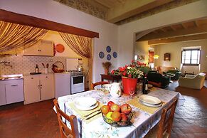 Apartment in a Farmhouse With Swimming Pool