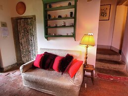 Apartment in a Farmhouse With Swimming Pool