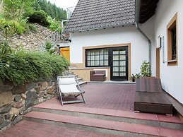 A Modern Apartment in the Hunsruck Region's Romantic Drohn Valley