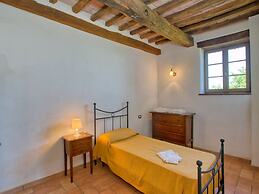 Flat on a Farm With Swimming Pool and Many Activities