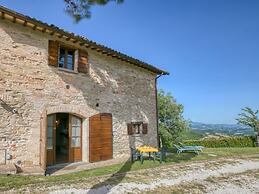 Flat on a Farm With Swimming Pool and Many Activities
