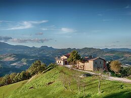 Flat on a Farm With Swimming Pool and Many Activities